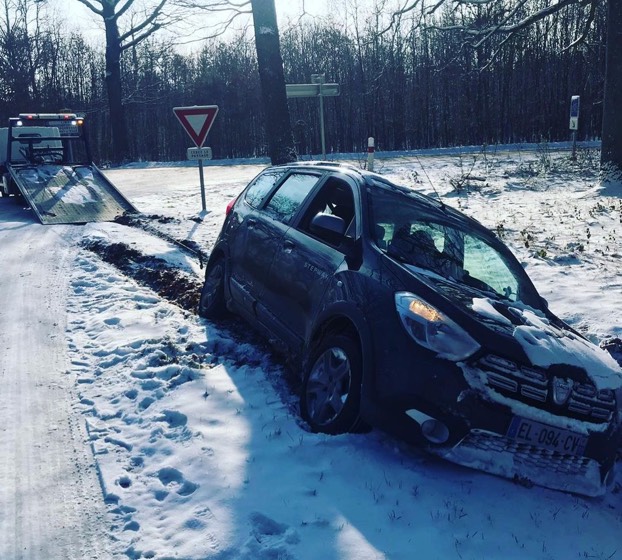 remorquage et dépannage voiture au Perray (78)